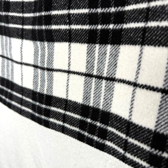 Forever 21 Plaid Check Wool Mini Skirt Size Medium Black White Academia Preppy - Picture 6 of 7